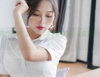 忍不住笑喷的福利！杏子夫人水手服图包，让你笑到肚子疼！.txt