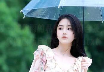 果团网 – 陈秋雨的私房职业装合集，释放你的职场自信与风格！.txt
