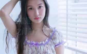 果团网 – 陈迪娅高跟鞋美图，捕捉身体与鞋尖之间的完美合影照片.txt