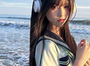 梦丝女神 – 花月舞的死库水写真原图：透视美丽与自信的结合体.txt