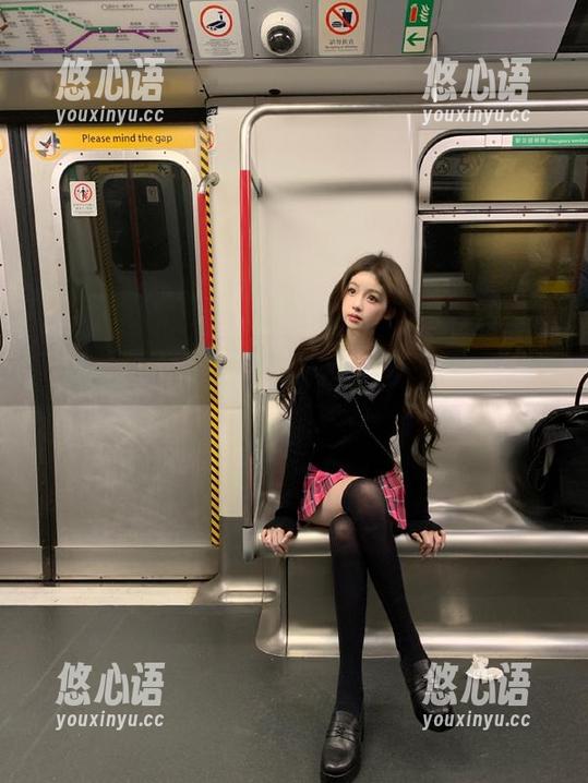 森萝财团 - 卉子体操服新美图更新，看看她如何把简单的服装变成热潮！.txt