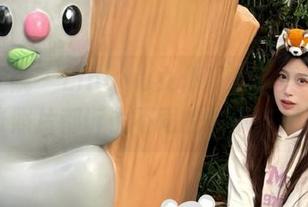 模范学院 – Lingyu女仆精彩写真集分享：每张照片都诉说不同的故事与情感.txt