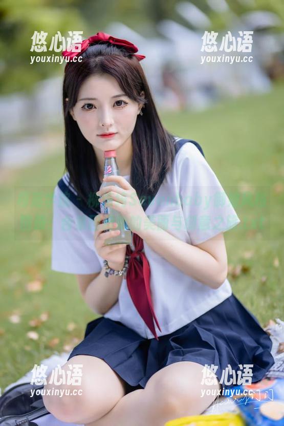 模范学院 - 柳侑绮Sevenbaby御姐风格图册：合集回顾她的美丽与创意之旅.txt