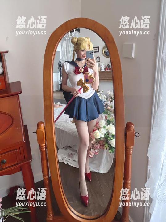 模范学院 - 沈佳熹最新力作：灰丝写真更新为你呈现不一样的风情.txt