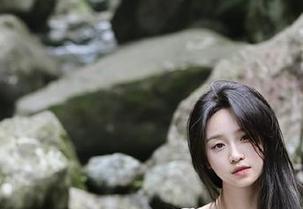 模范学院 – 慵懒的下午，艾希儿黑白图集更新，陪你一起品味生活的细腻.txt