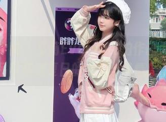 模范学院 – 艾莉Evelyn私拍作品大放送：吊带演绎夏日的清凉与风情！.txt