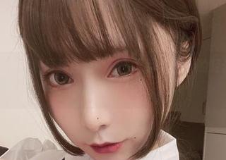 次屁啦网袜高清写真合集，记录下那份青春的轻盈与独特的风格.txt