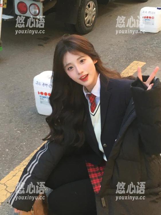 物恋传媒 - 嘉木高跟鞋全套写真原图，带你走进她的时尚世界与生活日常！.txt