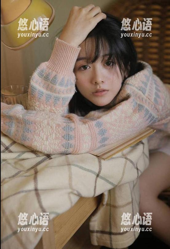 物恋传媒 - 美丽校园瞬间：小竹的校服写真美图分享.txt