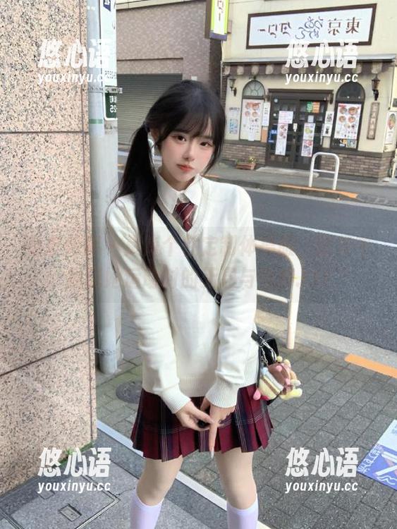 物恋传媒 - 岚岚个性定制体操服，图集中展现她运动时的无畏与坚持.txt