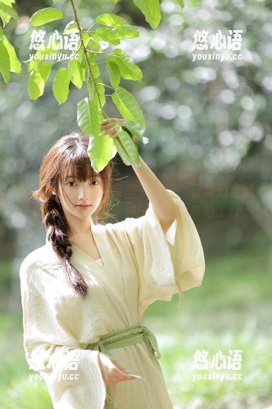 物恋传媒 - 全套万圣节特辑：菜菜幻化成妖精，图包带来异域夜晚的奇幻.txt