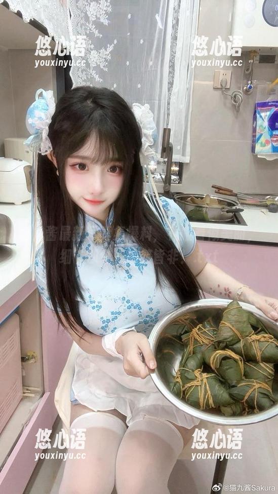 猫九酱最新写真集爆料，礼服看似美丽，细节却令人啼笑皆非！.txt