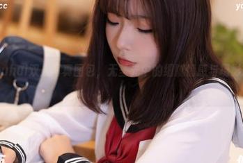 玉汇yuuhui双人写真图包，无圣光中的细腻情感与摄影艺术.txt