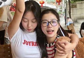 微密圈 – 白龙猫女职业装库里斯全新写真作品，现已上线免费照片下载！.txt