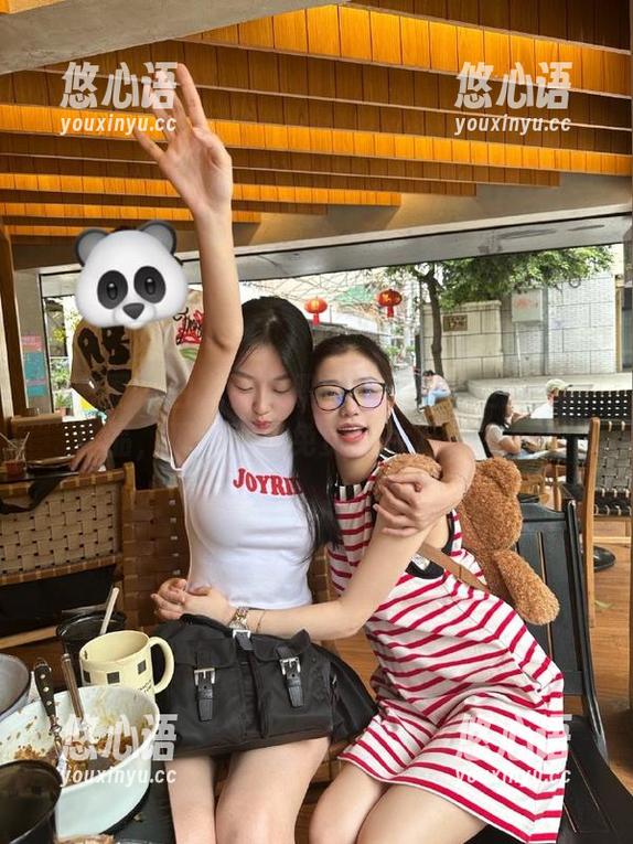 微密圈 - 白龙猫女职业装库里斯全新写真作品，现已上线免费照片下载！.txt