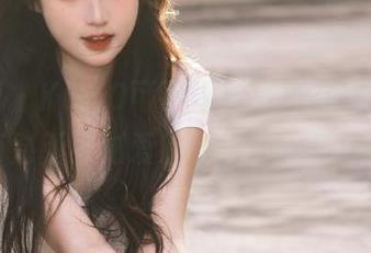 秀人网 – KOKO可可婚纱写真在线发布，激发每对新人对爱的美好向往与追求.txt