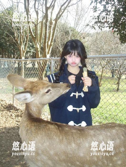 秀人网 - “summer宝宝眼镜”私房写真合集：当硝烟散去，眼里只有真实与自信.txt