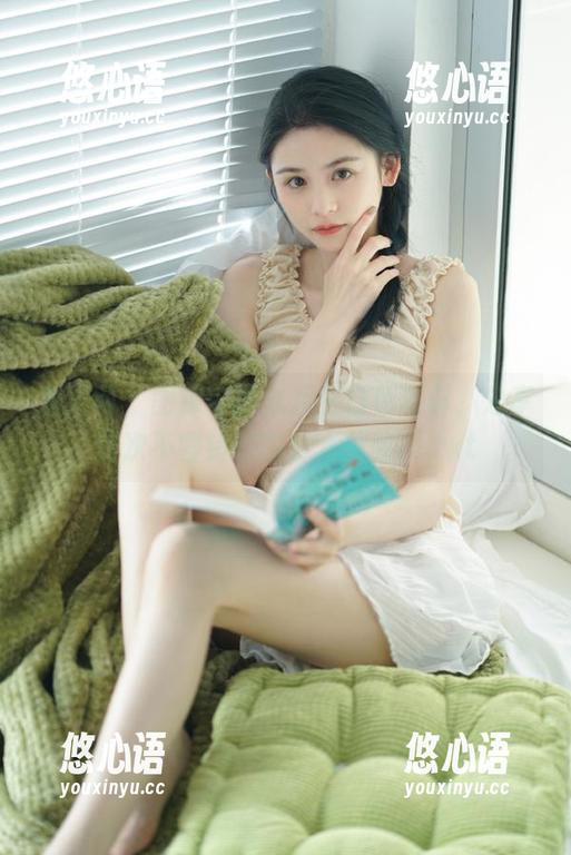 秀人网 - 图库中的九月生白色写真，分享这次不容错过的艺术体验！.txt