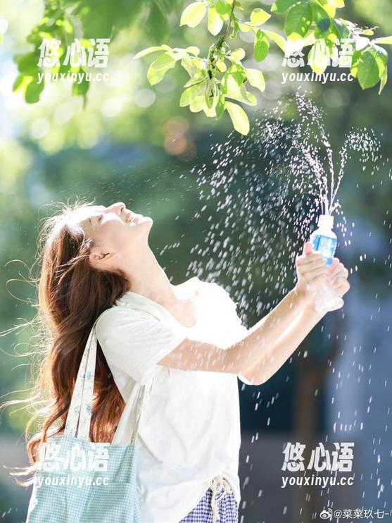 秀人网 - 赶快下载！余虞酱双人写真免费套图，一起收获美好回忆.txt