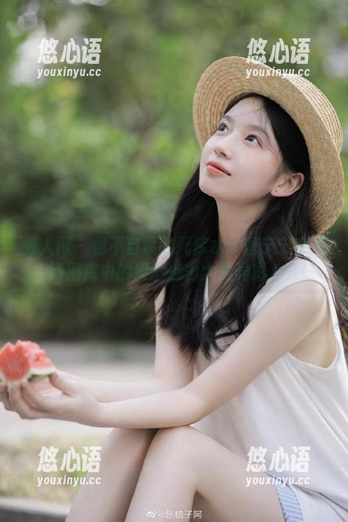 秀人网 - 情不自禁的死库水：唐宁宁在高清图库中的摄影魅力大放异彩.txt
