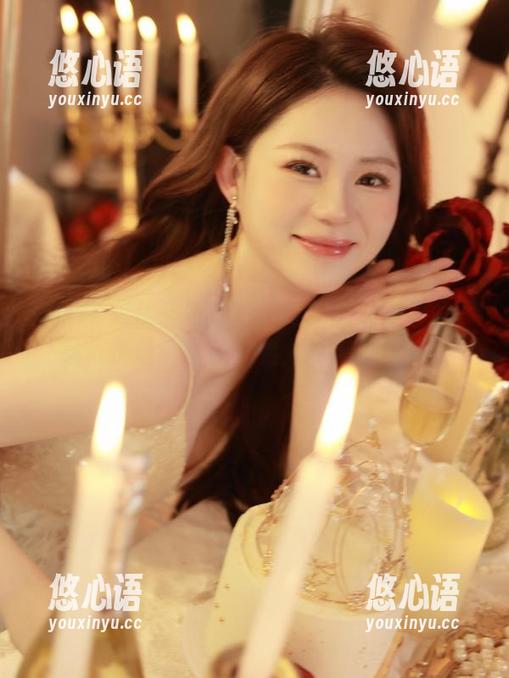 秀人网 - 从未见过的子纯儿Annie白裙风采，精选原图带你走入梦幻时刻.txt