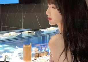 秀人网 – 图库精选：小兔纯纯居家写真，记录每个平凡日子的美好.txt