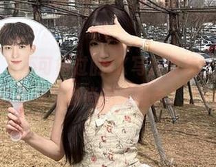 秀人网 – 不可错过的JK写真合集，小纯子将青春与时尚完美融合！.txt