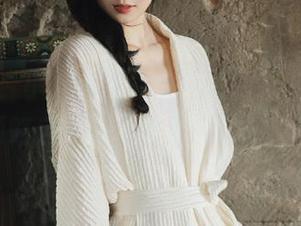 秀人网 – 小肉肉咪的女王写真在线展现，带你领略自信与个性并存的魅力！.txt