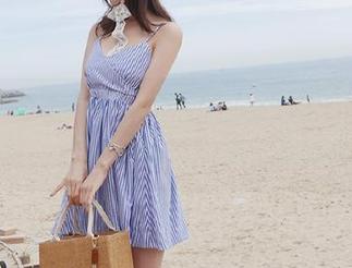 秀人网 – 分享小蛮妖yummy的绝美和服套图，悠扬如春风的视觉盛宴.txt