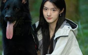 秀人网 – 林乐一白色写真图包：一场视觉盛宴，尽显女性魅力.txt