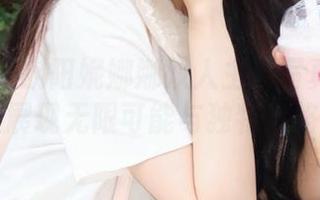 秀人网 – 欧阳妮娜娜双人主题写真：定制拍摄展现无限可能与独特风格.txt