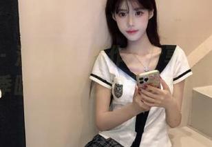 秀人网 – 潘娇娇短裤作品分享：让你领略夏季时尚与个性的完美融合.txt