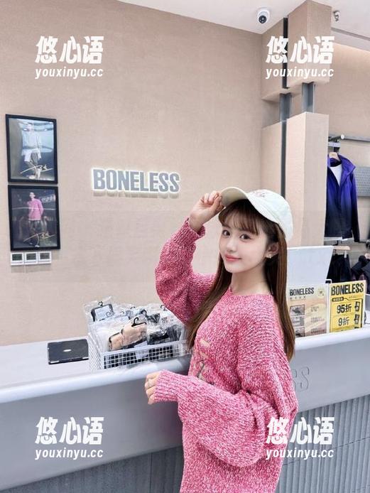 秀人网 - 猫咪巨臀妹妹泳池精选作品大曝光，水下搞笑瞬间让你捧腹大笑！.txt