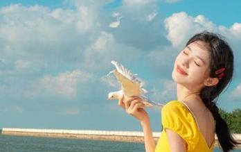 秀人网 – 苏小曼babyface黑白风尚美图图集：艺术与时尚的完美交融.txt