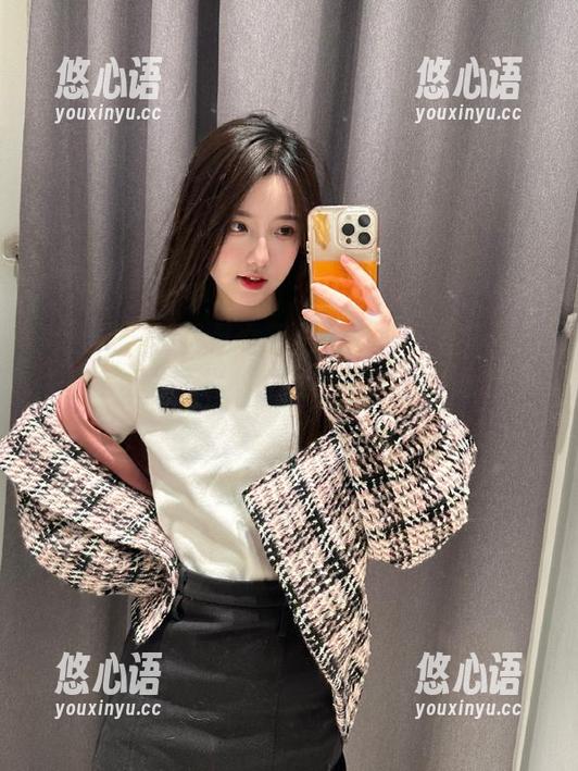 秀人网 - 邹晶晶女王魅力学妹：全新写真作品集资源大揭秘，领略她的艺术风格.txt