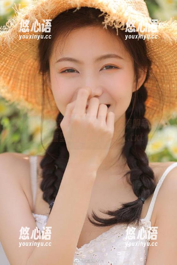 秀人网 - 精选黄歆苑的在线体操服写真资源，重塑运动魅力新定义.txt