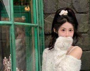 紧急企划 – 透视小恩礼服作品集精选，感受每一件礼服背后的故事与灵感.txt