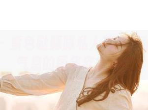 微密圈 – 紫色哒豚豚私人写真揭秘：少女气息的图集欣赏.txt