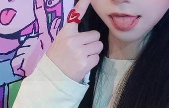 绮太郎kitaro的居家写真作品：无圣光的清新抵挡不住的绝妙诱惑！.txt
