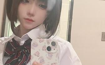 清纯写真在线首发，尽情欣赏花柒Hana青春洋溢的一面.txt