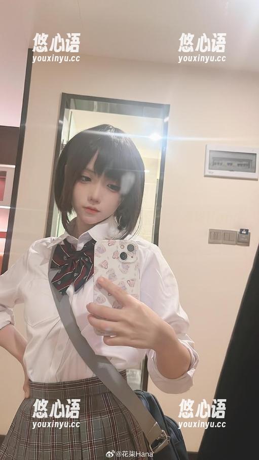 清纯写真在线首发，尽情欣赏花柒Hana青春洋溢的一面.txt