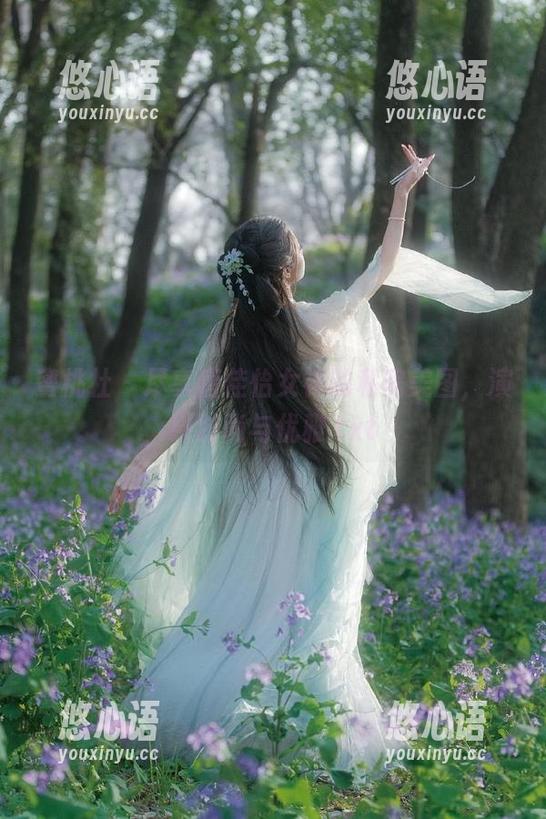 蜜桃社-唐佳怡 蜜桃社 - 尽享唐佳怡女神的私房美图,演绎时尚与优雅.txt