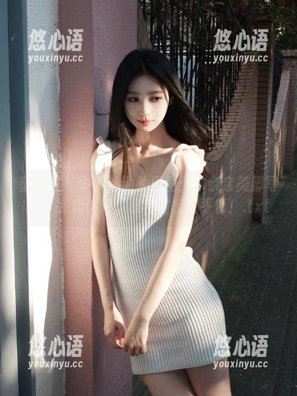 蜜桃社 - 令人心动的原图：木奈奈美脚写真，完美诠释优雅与性感的平衡！.txt