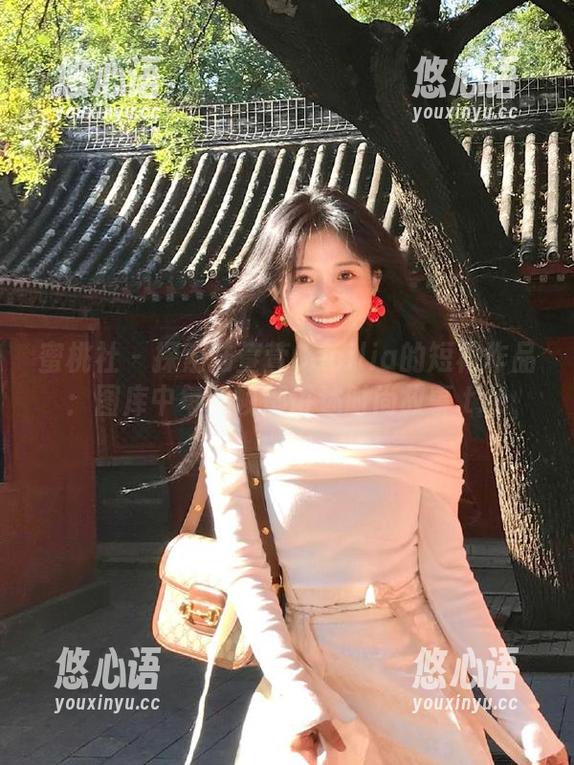 蜜桃社 - 探索陆萱萱Cecilia的短裙作品：图库中每一帧都讲述时尚故事.txt