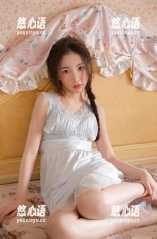 蜜桃社 - 静香Mandy白裙美图精选集，演绎出属于她的优雅与风格！.txt
