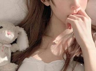 语画界 – 私拍盛宴！杨晨晨Yome的女王原图，带你感受风华绝代的魅力！.txt
