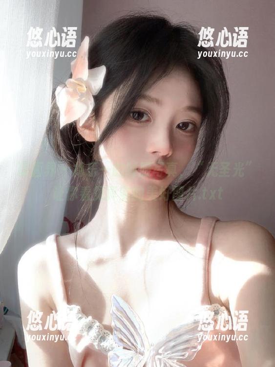 语画界 - 林乐一的制服写真，“无圣光”让你看见真实的美好图片.txt