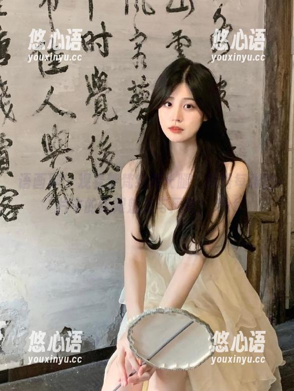 语画界 - 观看梦梵绝美长腿，领略每张图片中的无限魅力与风情！.txt