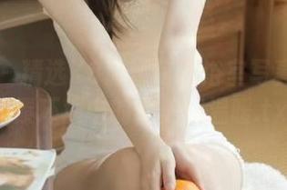 轰趴猫 – 精选K8傲娇萌萌浴室写真：体验朴素环境中的甜美和温暖.txt