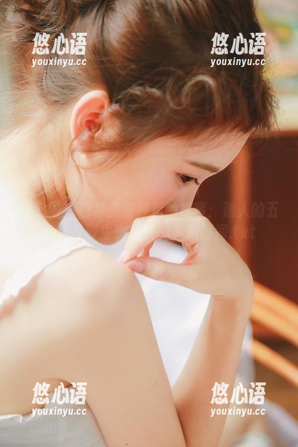 微密圈 - 探寻美图背后的故事：迷人的五姨太与野生蜘蛛侠的私拍瞬间.txt